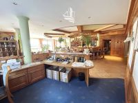 Palazzo / Stabile in vendita a Castelrotto(BZ)