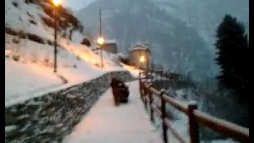 I: alagna valsesia 7 dicembre arrivo alla montella con la neve!