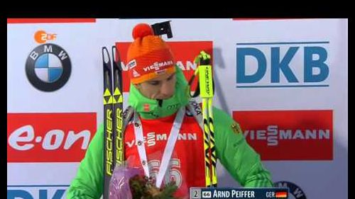 Biathlon. Östersund-2015. men`s sprint flower ceremony