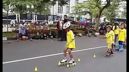 Freestyle slalom skate feat speed skating