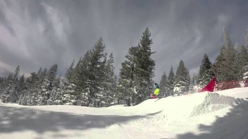 Maxwell's snowboard bordercross competition