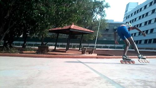 World speed skating . inline speed skating 300 meters race .limbo skating .