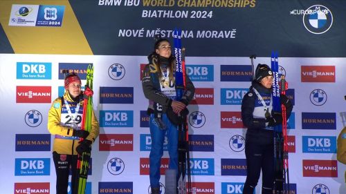 Vittozzi, che gioia! il momento dell'inno di mameli