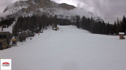 Webcam Blick auf die Schipiste La Crusc und auf den Kreuzkofel/Sas dla Crusc (Mt. 2908)