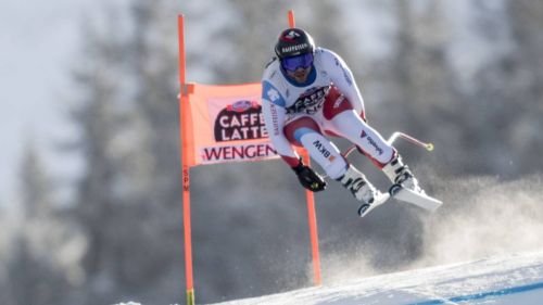 Beat feuz stellare cala il tris sul lauberhorn. ecco la sua discesa