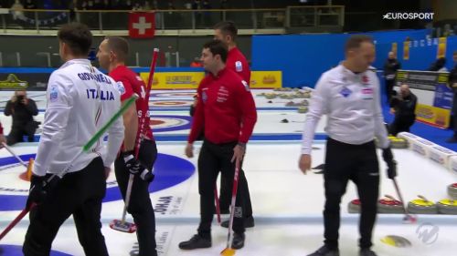 L'italia si ferma in semifinale: finisce 8-7, il video del punto decisivo per la svizzera