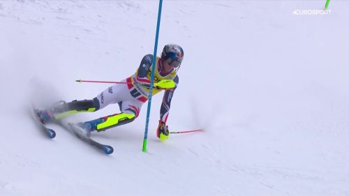 Clement noel danza meglio di tutti sulla gran risa: sua la prima manche dello slalom maschile in alta badia, rivedilo