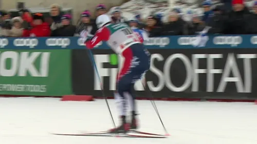 Harald Oestberg Amundsen conquista la Mass Start di Ruka, ottavo Martino Carollo: rivivi il finale della gara