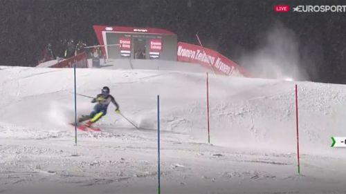 Shiffrin subito in testa a flachau, è sua la prima manche 