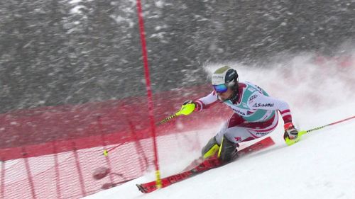 Manuel feller con una splendida seconda manche fa suo l'ultimo slalom dell'anno