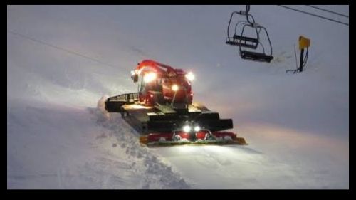 Escursione notturna col gatto delle nevi a prali