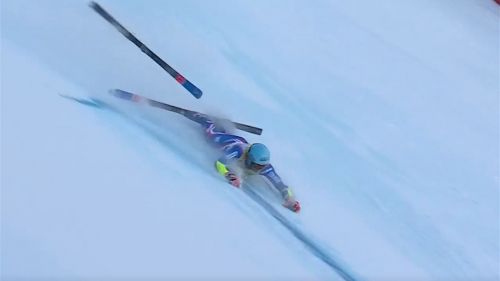 Lo scarpone si sgancia, thibaut favrot scivola sulla gran risa ... e non si ferma più!