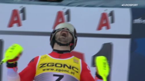 Loic meillard fenomenale, svizzera d'oro anche in slalom maschile: rivedi la manche del campione