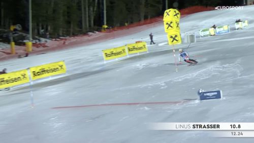 Linus strasser è il migliore nella prima manche dello slalom di schladming