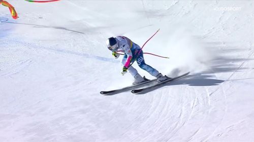 Lindsey vonn prende la porta in pieno in super g, gran botta al braccio, era veloce