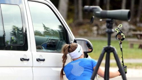 ... Invece Dorothea non perde occasione per farsi bella