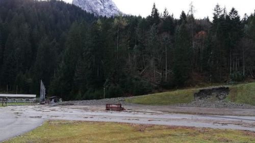 Il maltempo dei giorni scorsi ha colpito anche la zona di Forni Avoltri: tutte le foto esclusive che testimoniano la devastazione nella zona della Carnia Arena