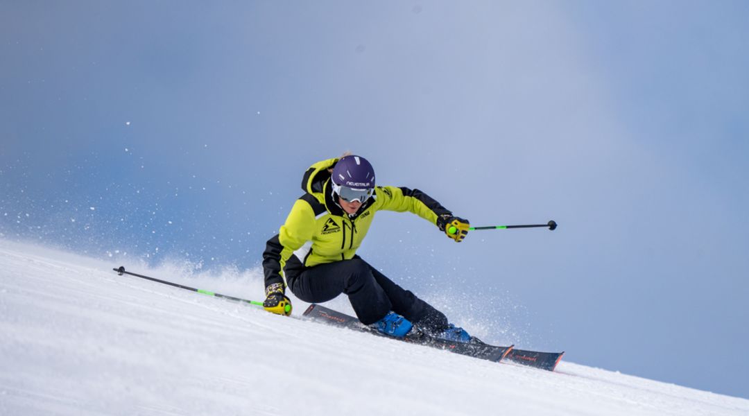 Giulia Antonucci al test di Blizzard Thunderbird R15 Plus (2024)