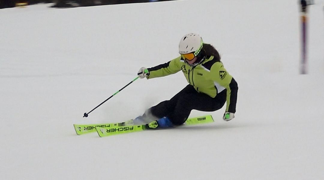 Isabel Anghilante al test di Fischer RC4 Worldcup RC Pro M-plate (2024)