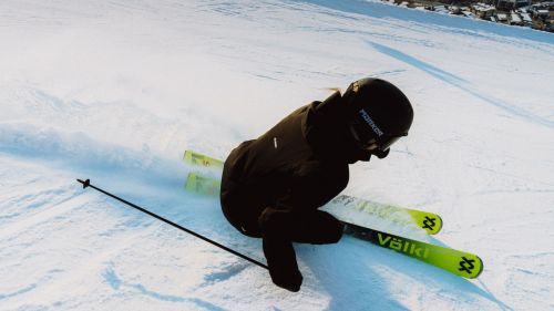 Völkl Racetiger SL. La versione 2026 punta su stabilità e maneggevolezza per curve veloci